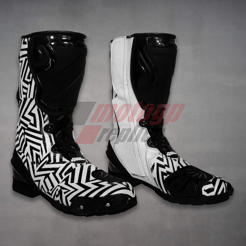 Aleix Espargaro Black and White Motorcycle Boots 2022 Winter Test